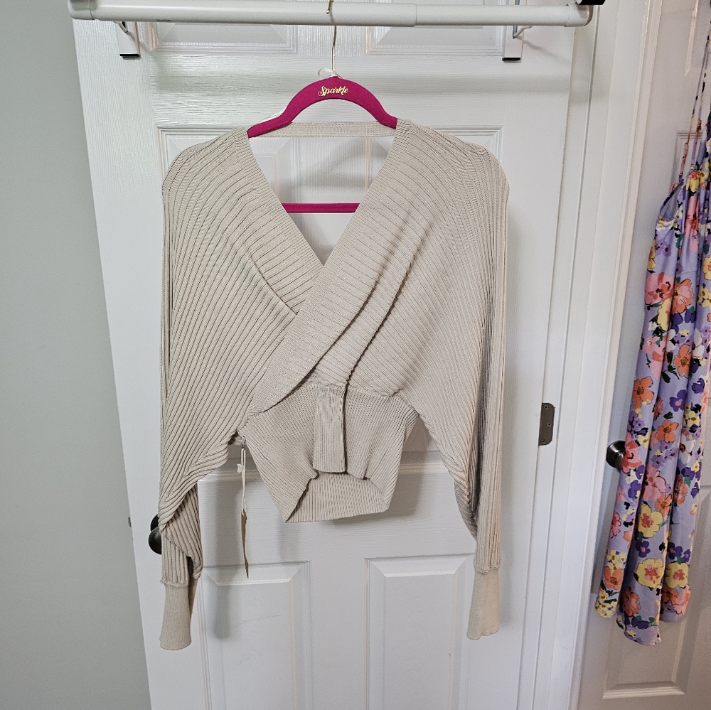 BEIGE SWEATER - SMALL -BRAND NEW W/ TAGS